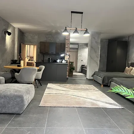 Apartament Astin *